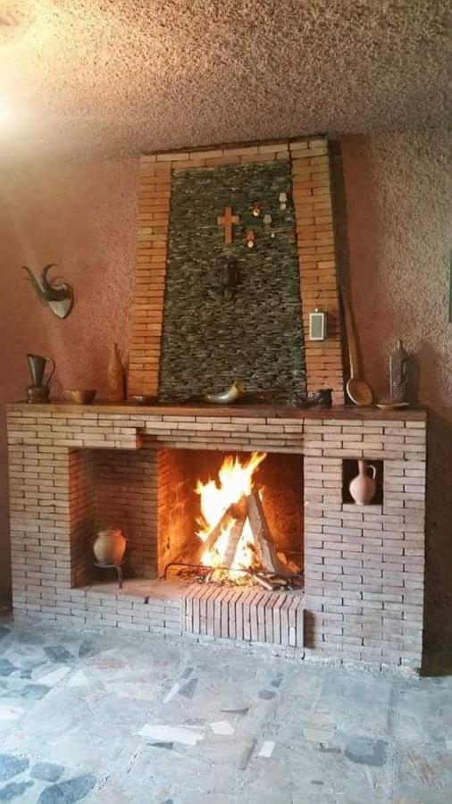 Omsi House Hotel Telavi Kültér fotó