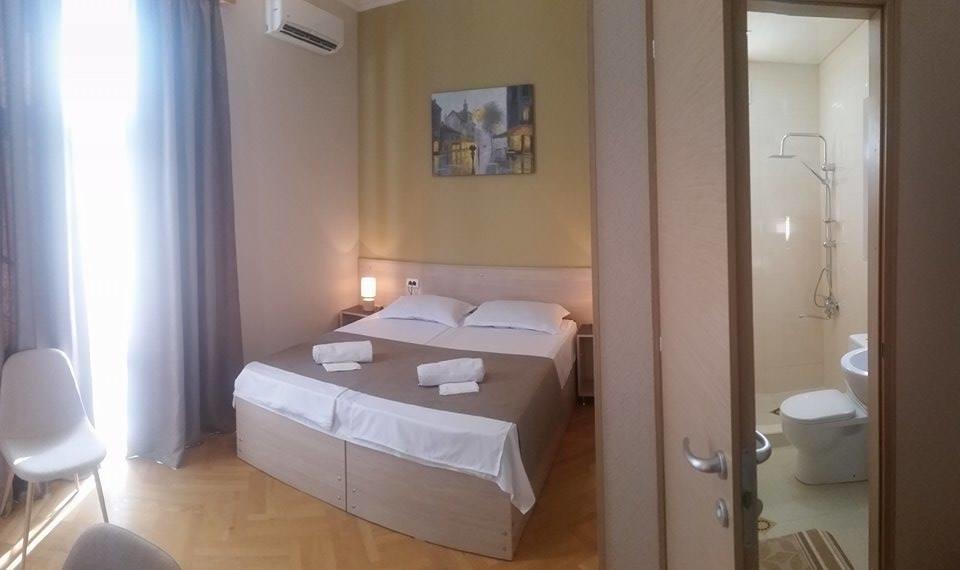 Omsi House Hotel Telavi Kültér fotó