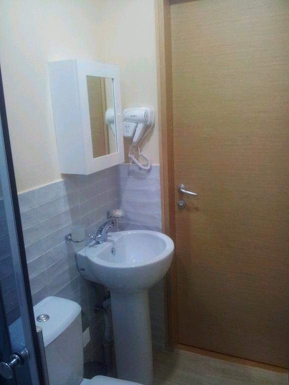 Omsi House Hotel Telavi Szoba fotó